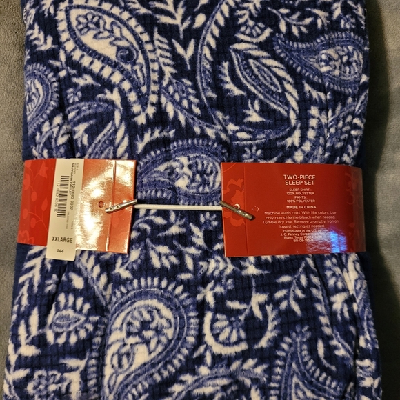 Adonna Pajama set XXL - Picture 3 of 3